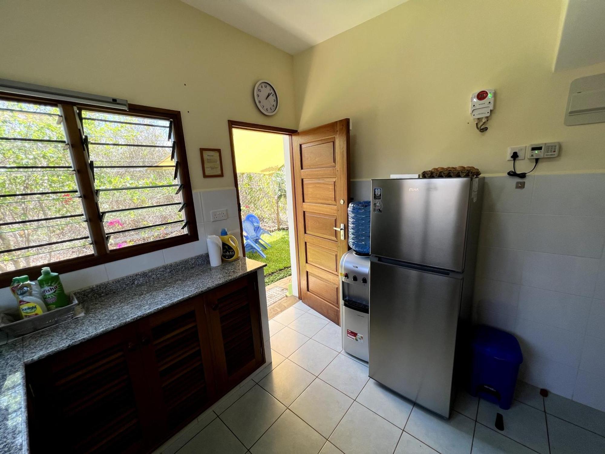Paradiesische Villa Maisha Mazuri Mit Pool. Terrasse Und Personal ディアニ・ビーチ エクステリア 写真